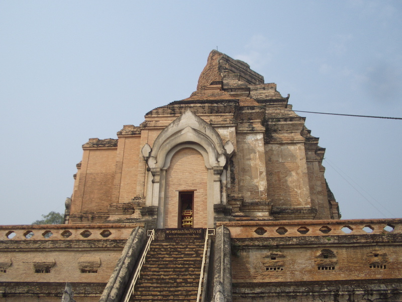 Chedi Luang Ruins